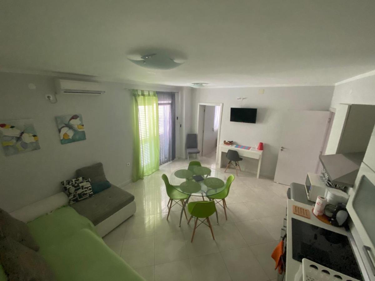 Apartments Jerine Tribalj エクステリア 写真