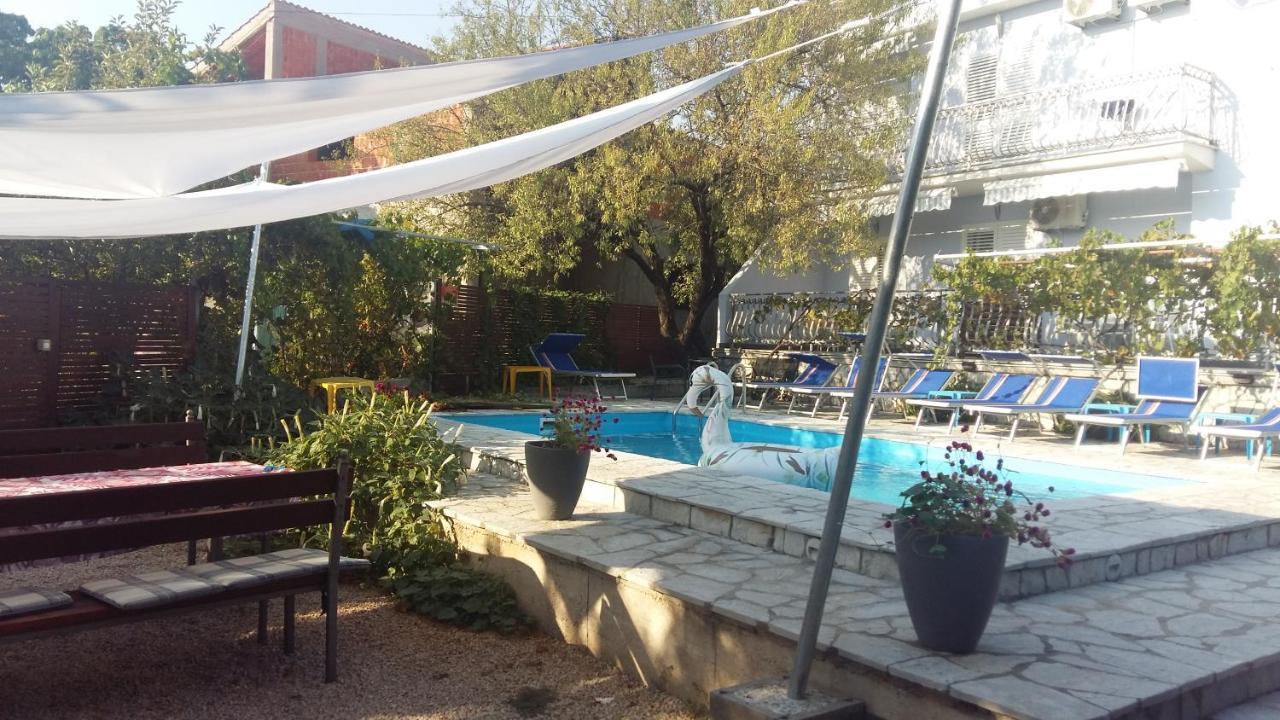 Apartments Jerine Tribalj エクステリア 写真
